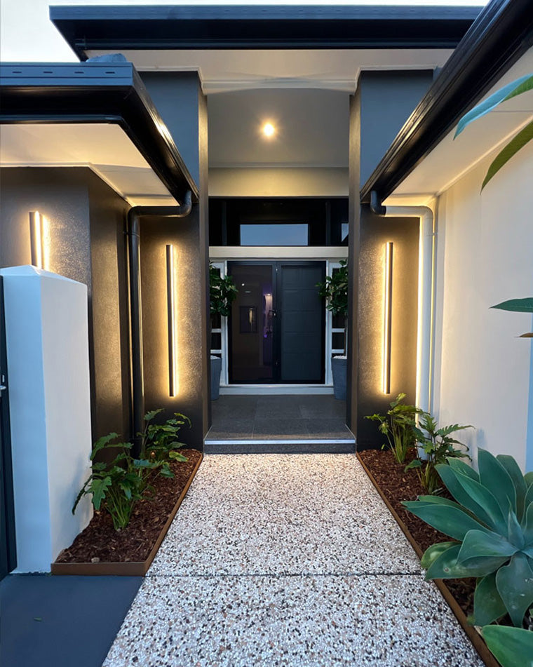 Outdoor Linear Light wall