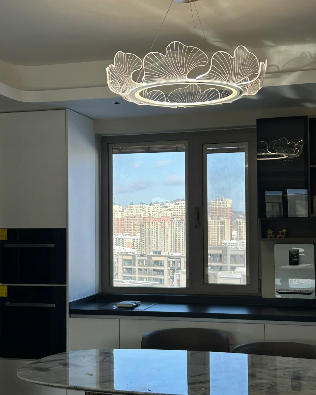 Olverai Acrylic Ginkgo Leaf Chandelier