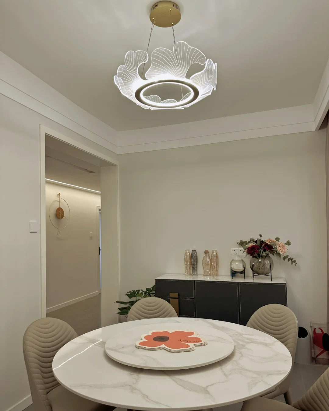 Olverai Acrylic Ginkgo Leaf Chandelier