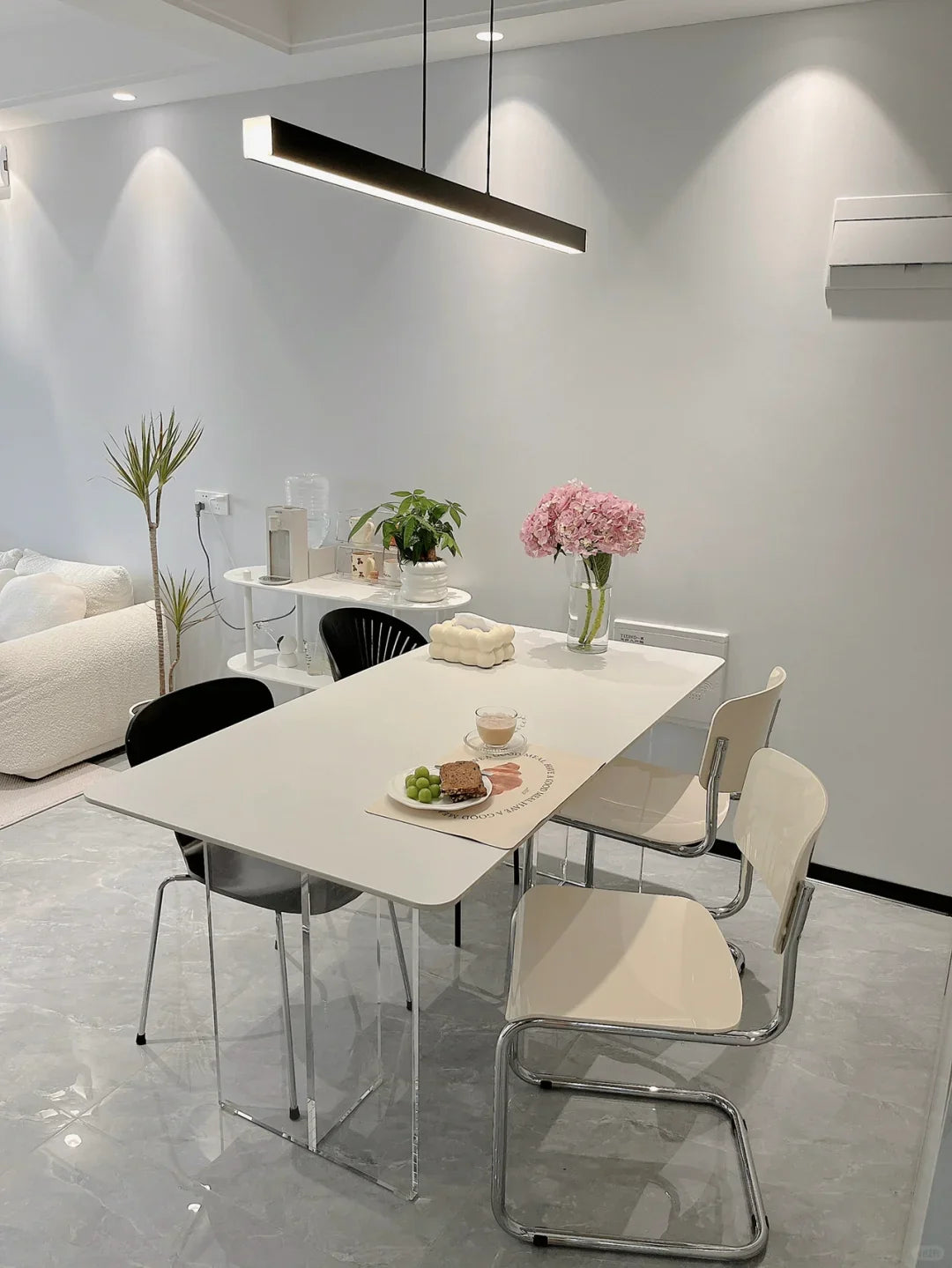 Olverai Minimalist Linear Kitchen Pendant Light