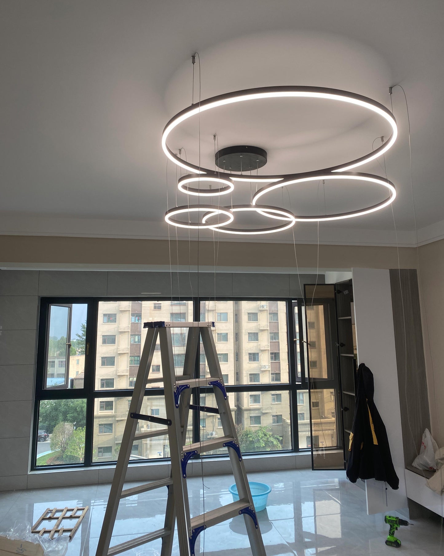 Olverai Multi LED Ring Chandelier