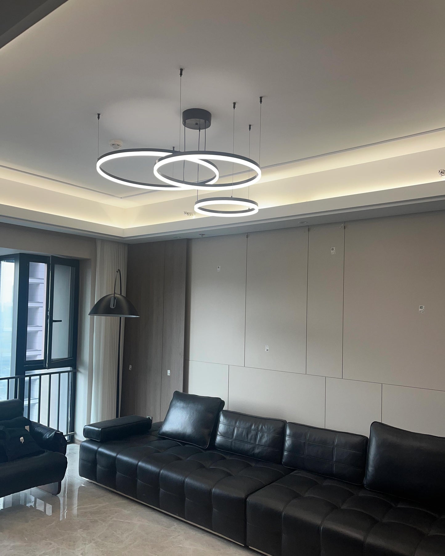 Olverai Multi LED Ring Chandelier