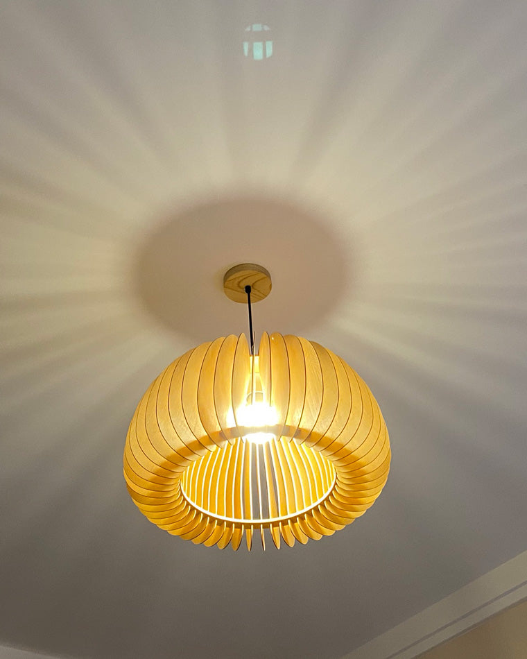 Olverai Pumpkin Wood Pendant Light
