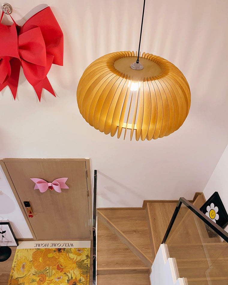 Olverai Pumpkin Wood Pendant Light