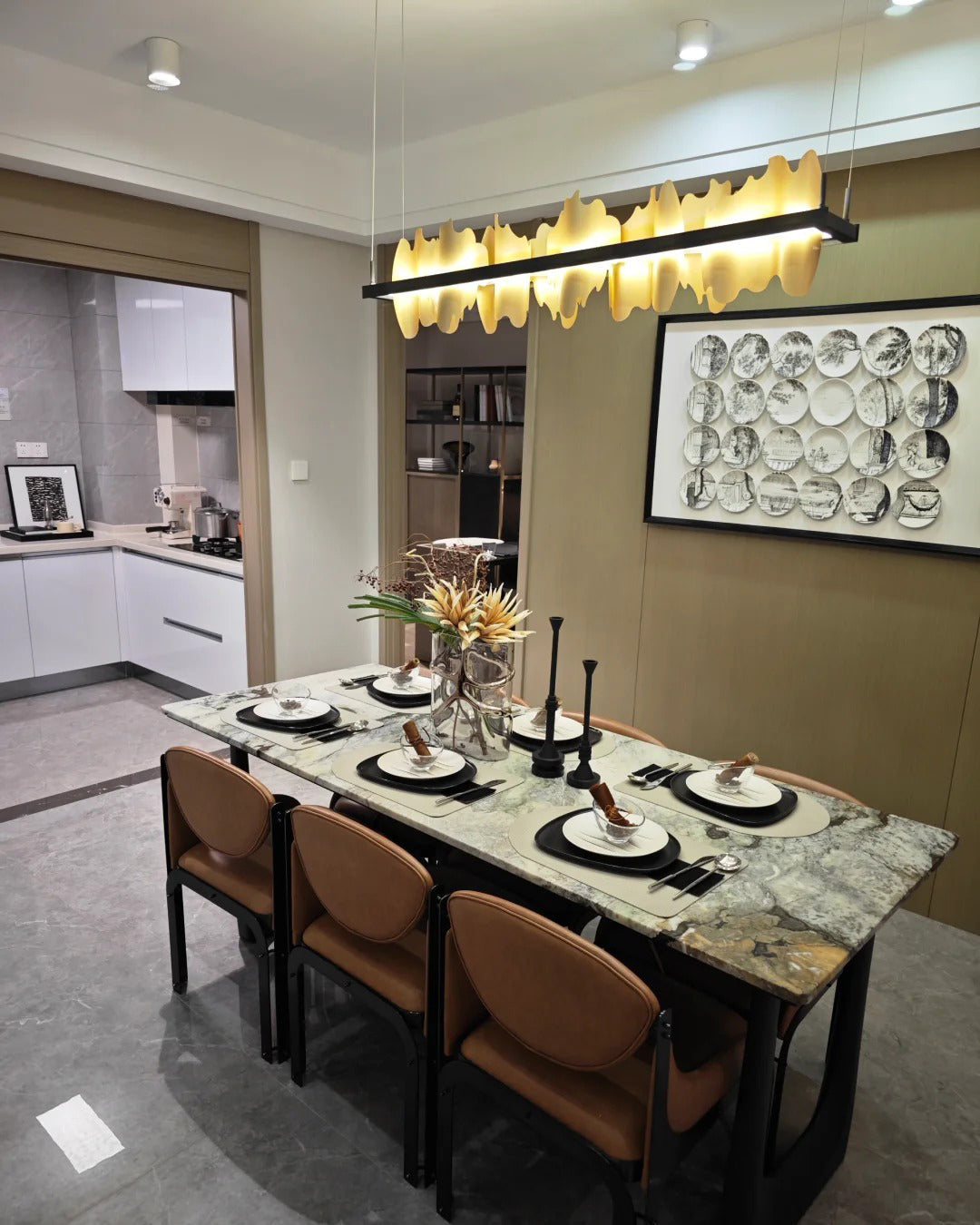 Olverai Iceberg Black Gold Linear Chandelie