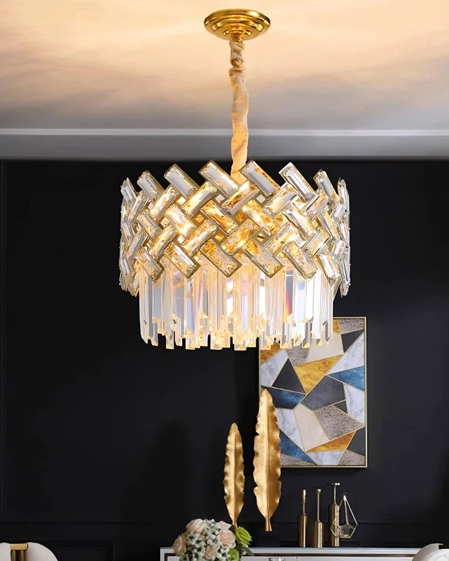 Olverai Shield Crystal Round Chandelier