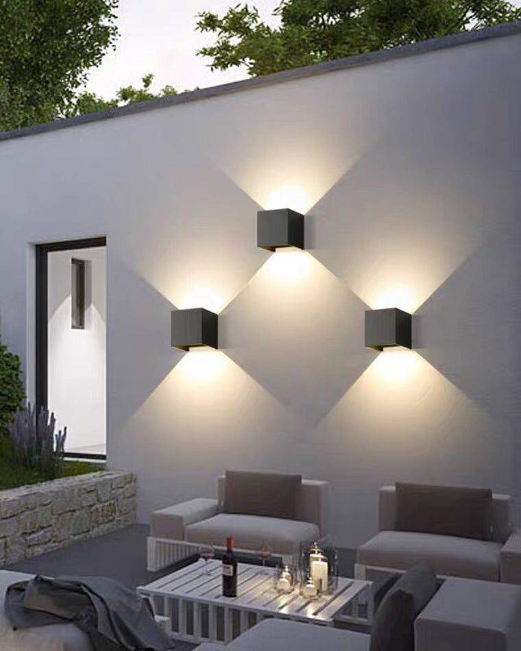 Olverai Outdoor Up Down Wall Light