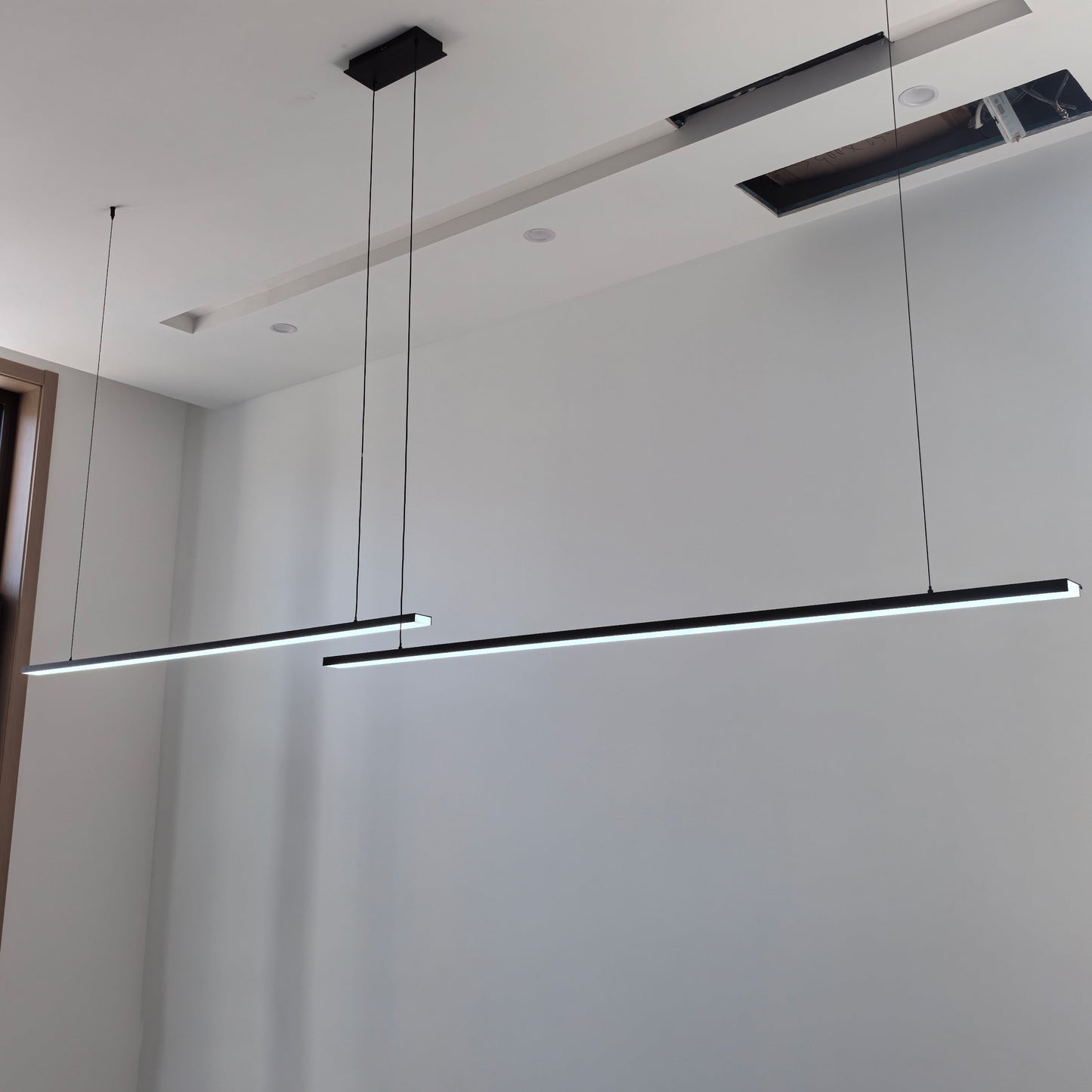 Olverai Extra Long Linear Pendant Light