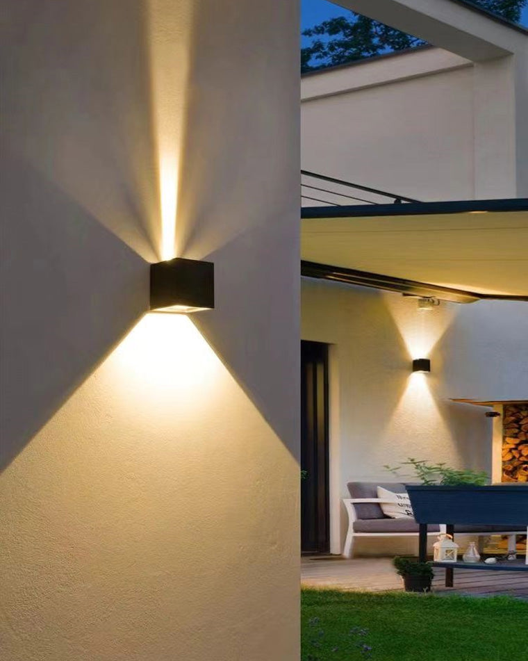Olverai Outdoor Up Down Wall Light