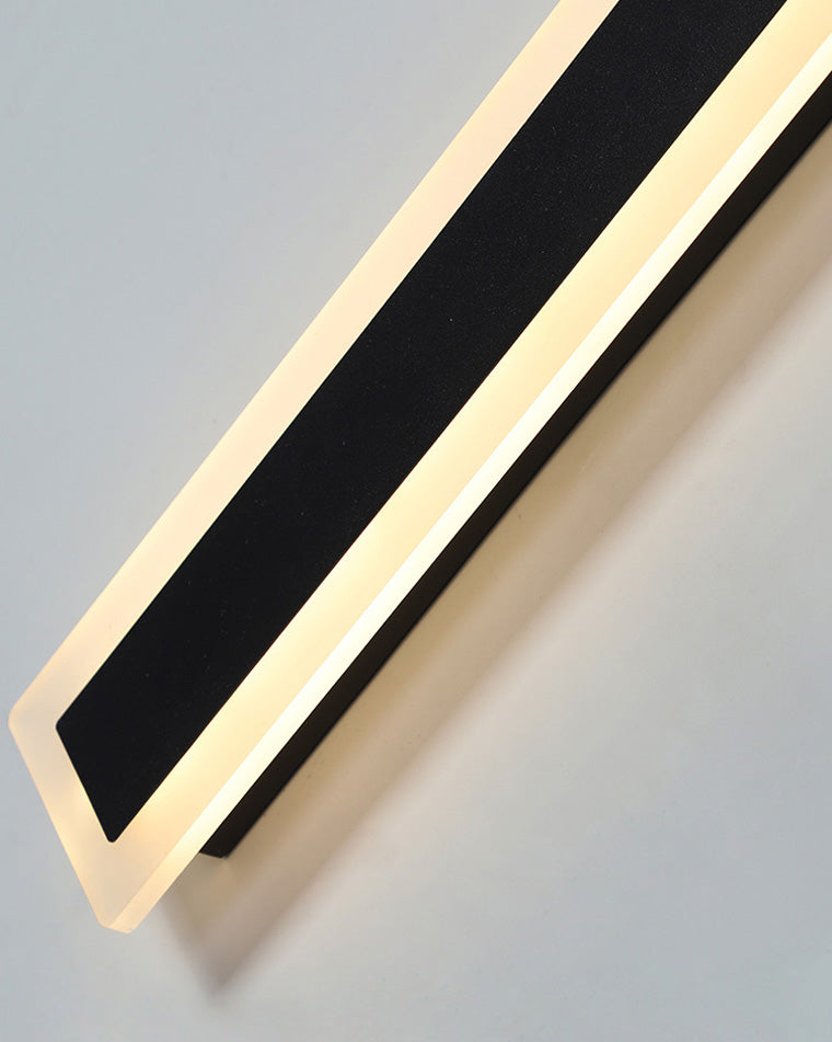 Olverai Outdoor Linear Wall Light
