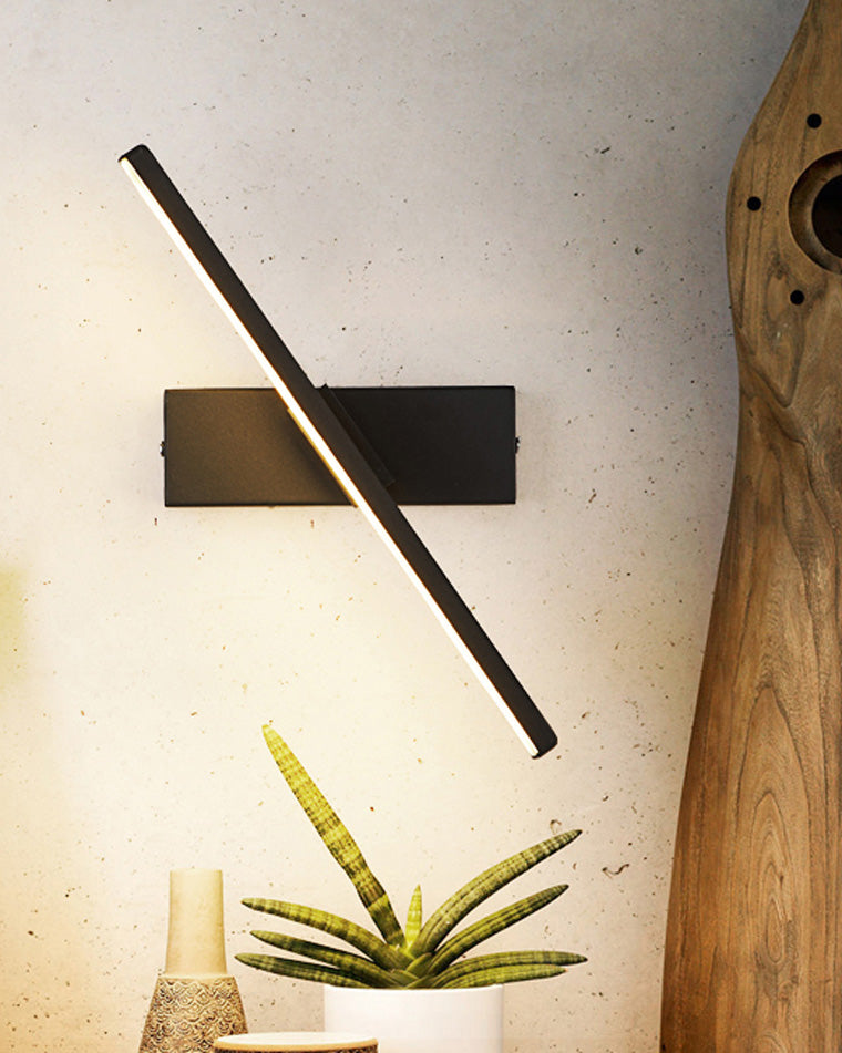 Olverai Adjustable Linear LED Wall Sconce