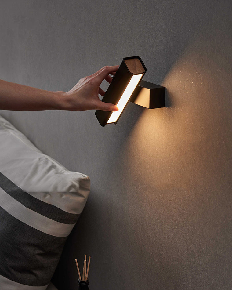 Olverai Adjustable Bar Wall Sconce