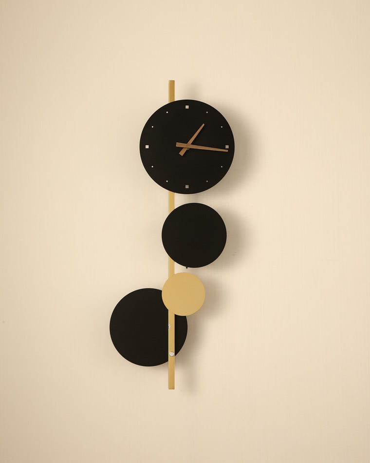 Olverai Sculptural Wall Clock with Led Light