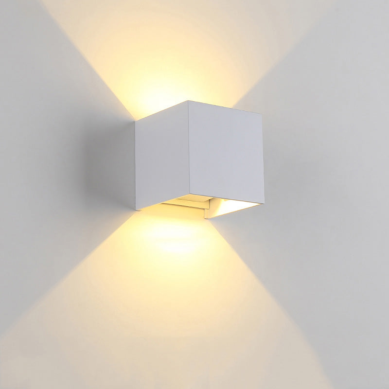Olverai Outdoor Up Down Wall Light