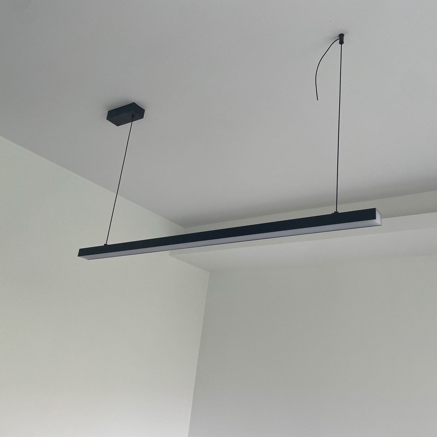 Olverai Extra Long Linear Pendant Light