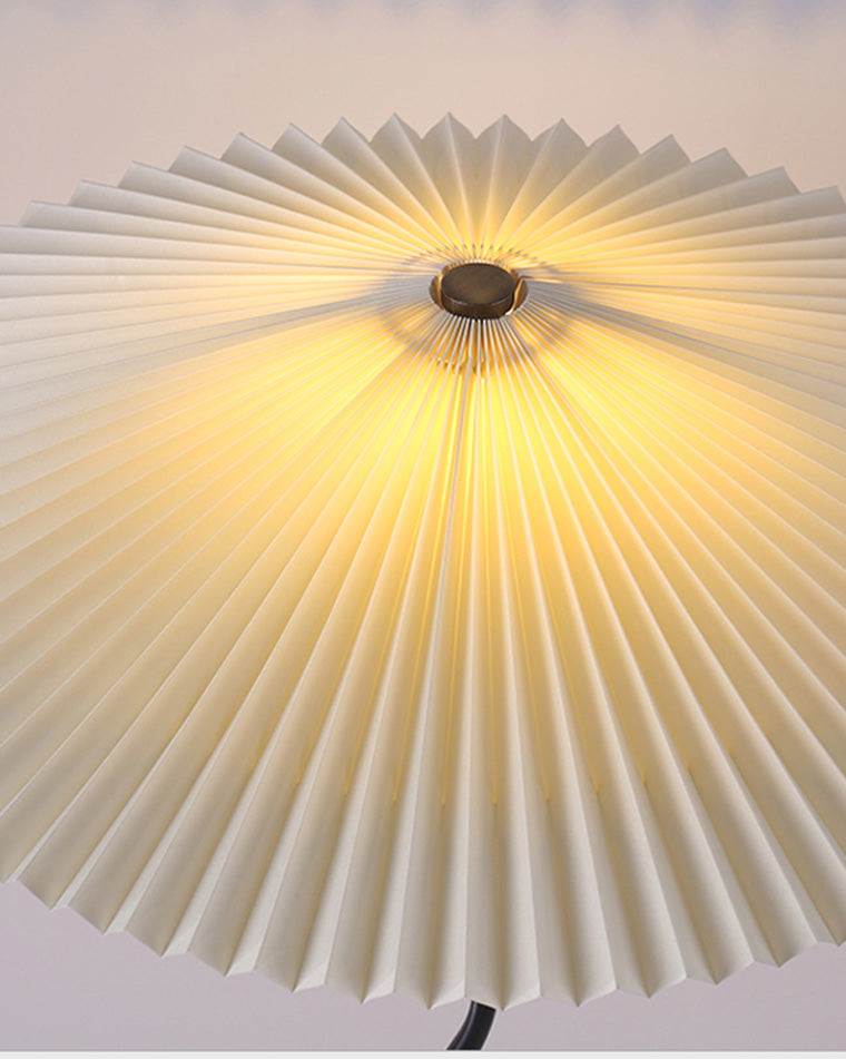 Olverai Pleated Squiggle Floor Lamp