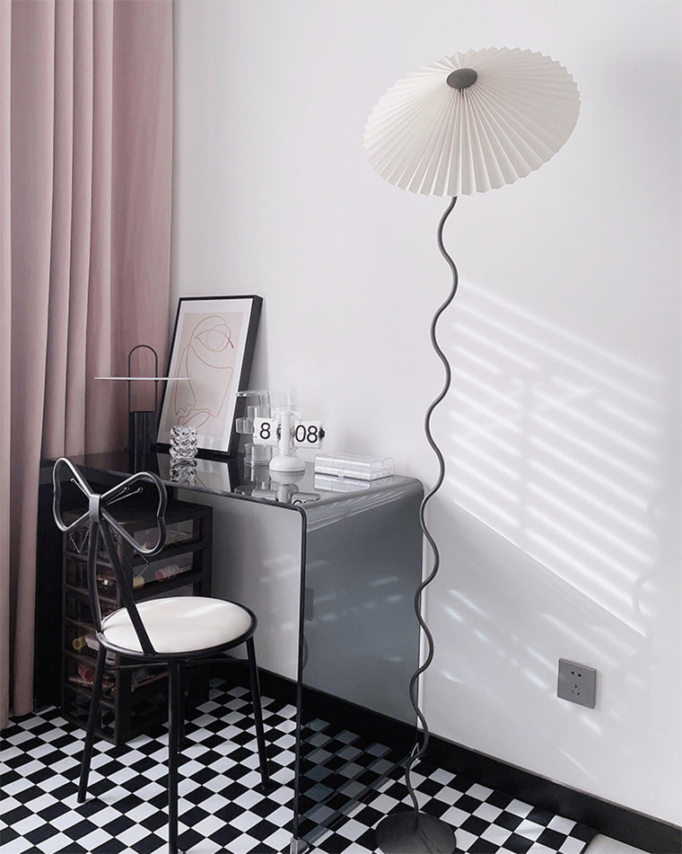 Olverai Wavy Pleated Table Lamp