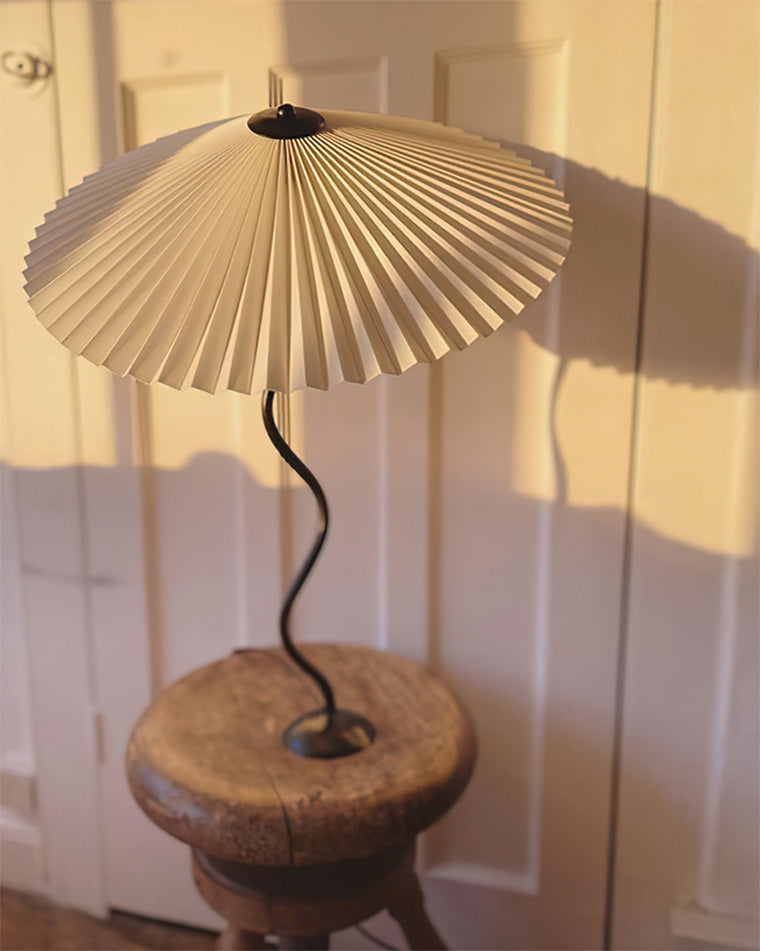 Olverai Wavy Pleated Table Lamp