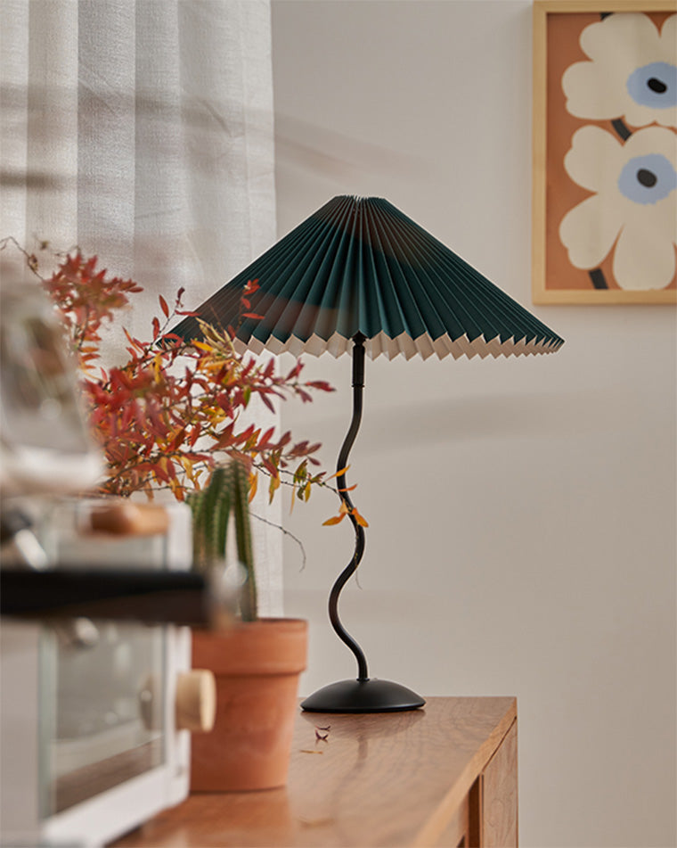 Olverai Wavy Pleated Table Lamp