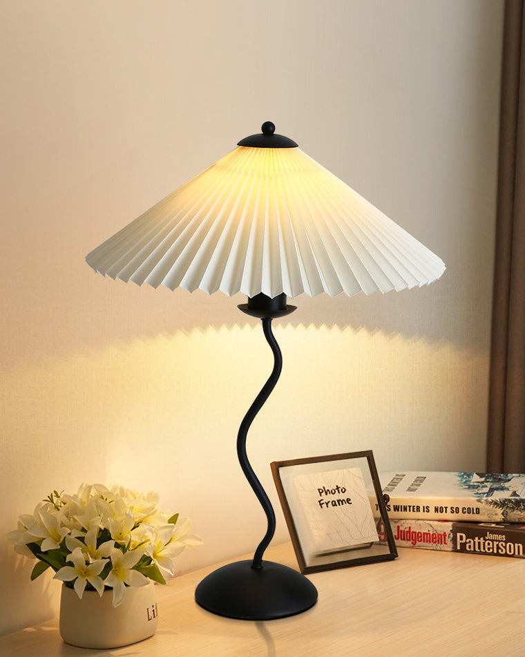 Olverai Wavy Pleated Table Lamp
