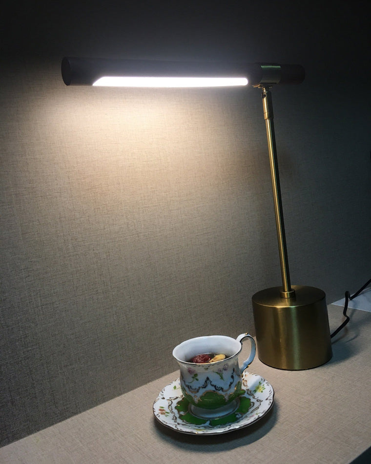 Olverai Walnut-lookalike Cantilever Table Lamp