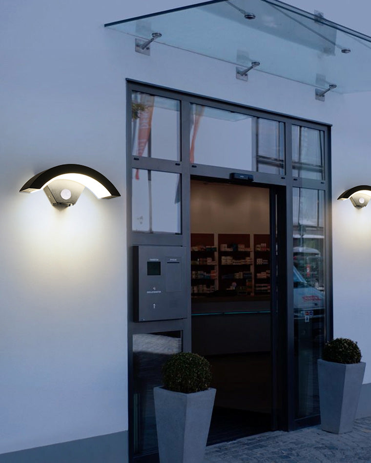 Olverai Outdoor Motion Detector Wall Light
