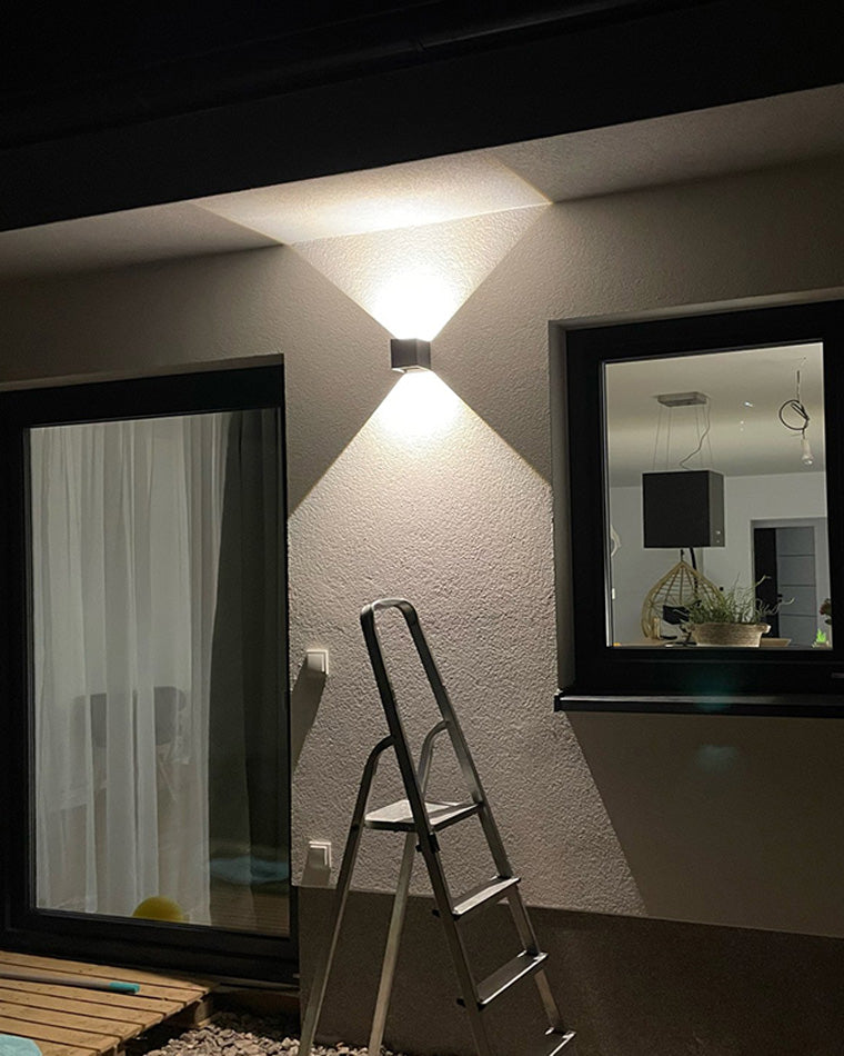 Olverai Outdoor Up Down Wall Light