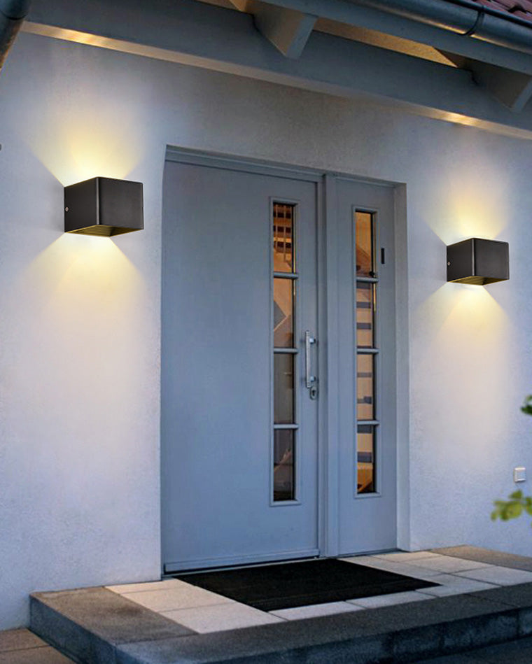 Olverai Outdoor Up Down Wall Light