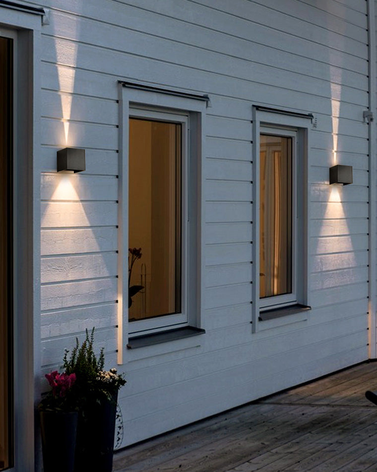 Olverai Outdoor Up Down Wall Light