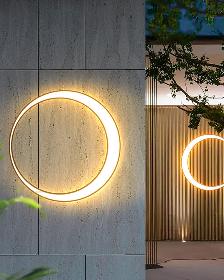 Olverai Outdoor Crescent Wall Light