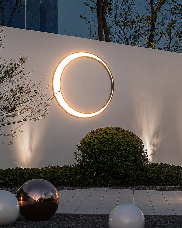 Olverai Outdoor Crescent Wall Light