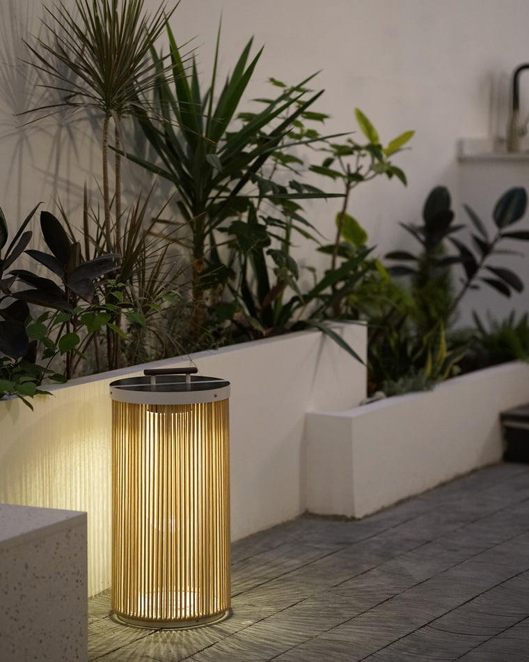 Olverai Outdoor Solar Portable Wicker Lantern