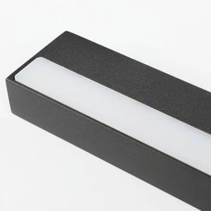 OLVERAI Kova Black Linear LED Vanity Light