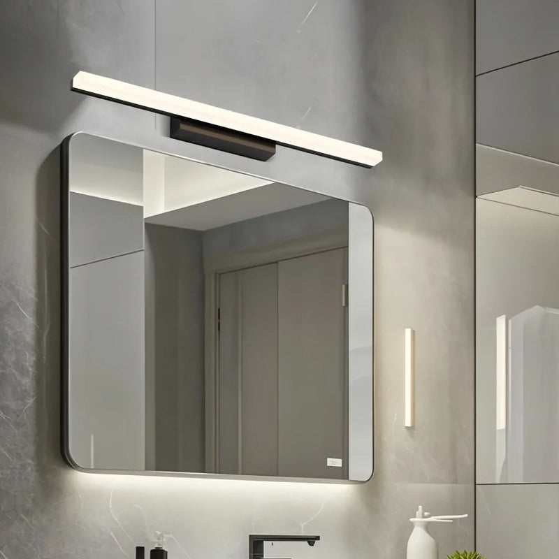 Arcato Minimalist Linear Vanity Wall Lamp – IP44 Metal in Black/Chrome Bathroom