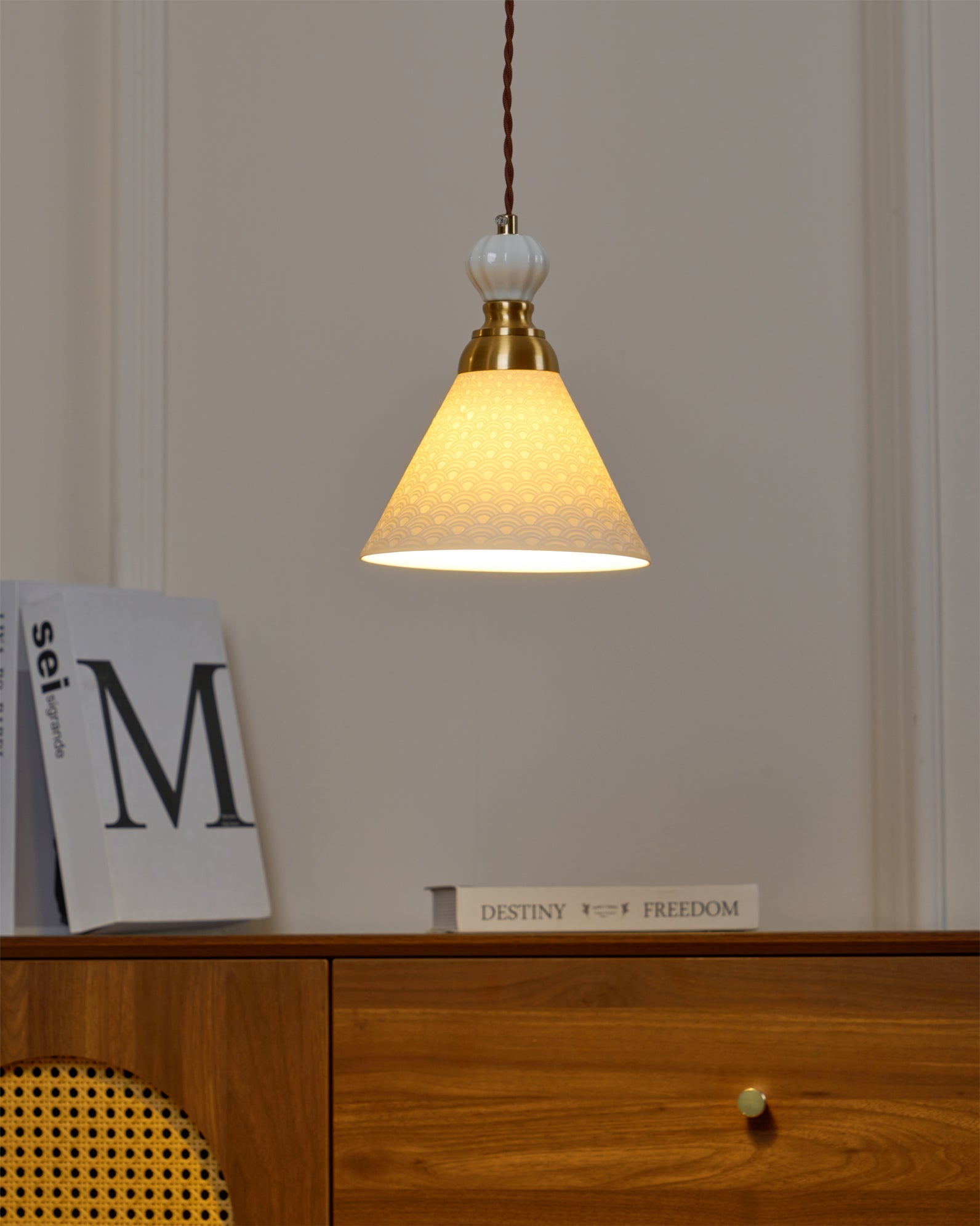 Elegant Nordic White Ceramic Pendant Lamp with Brass Accents for Modern Interiors