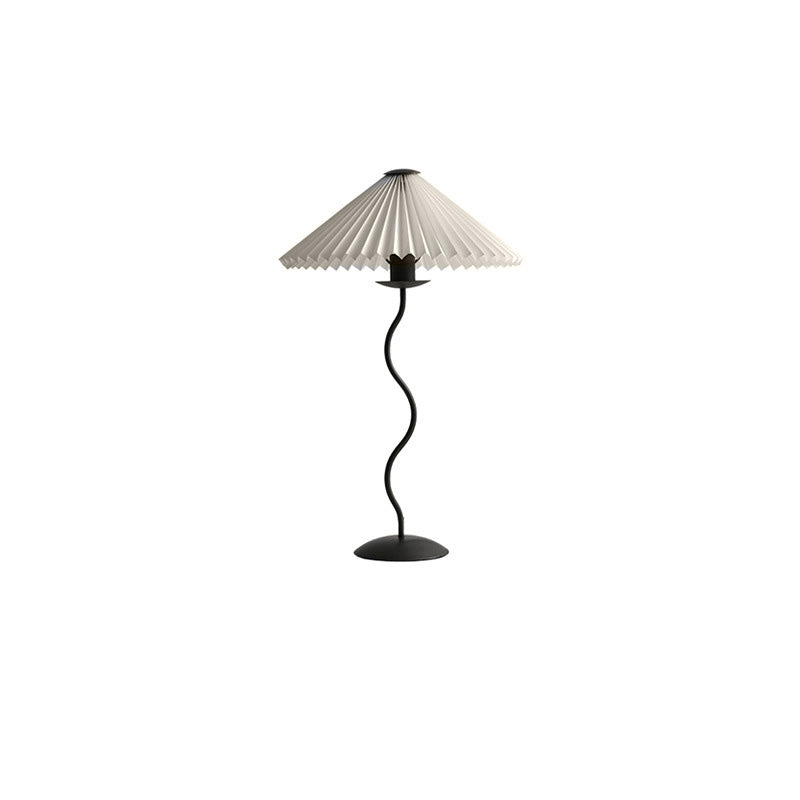 Olverai Pleated Squiggle Floor Lamp