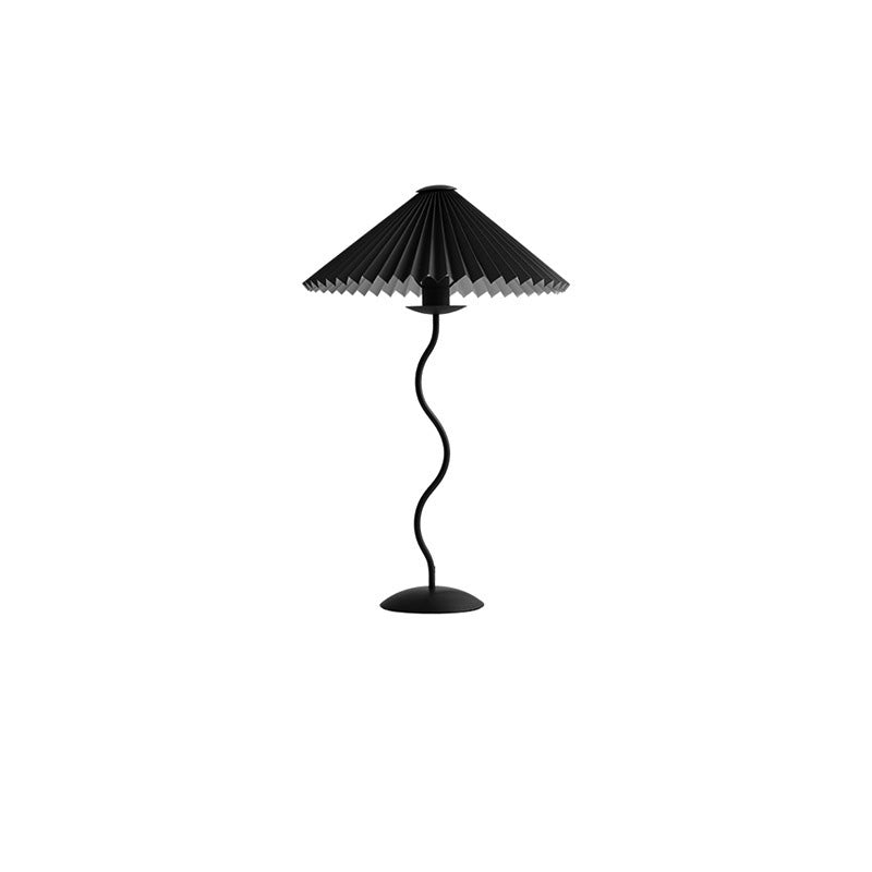 Olverai Pleated Squiggle Floor Lamp