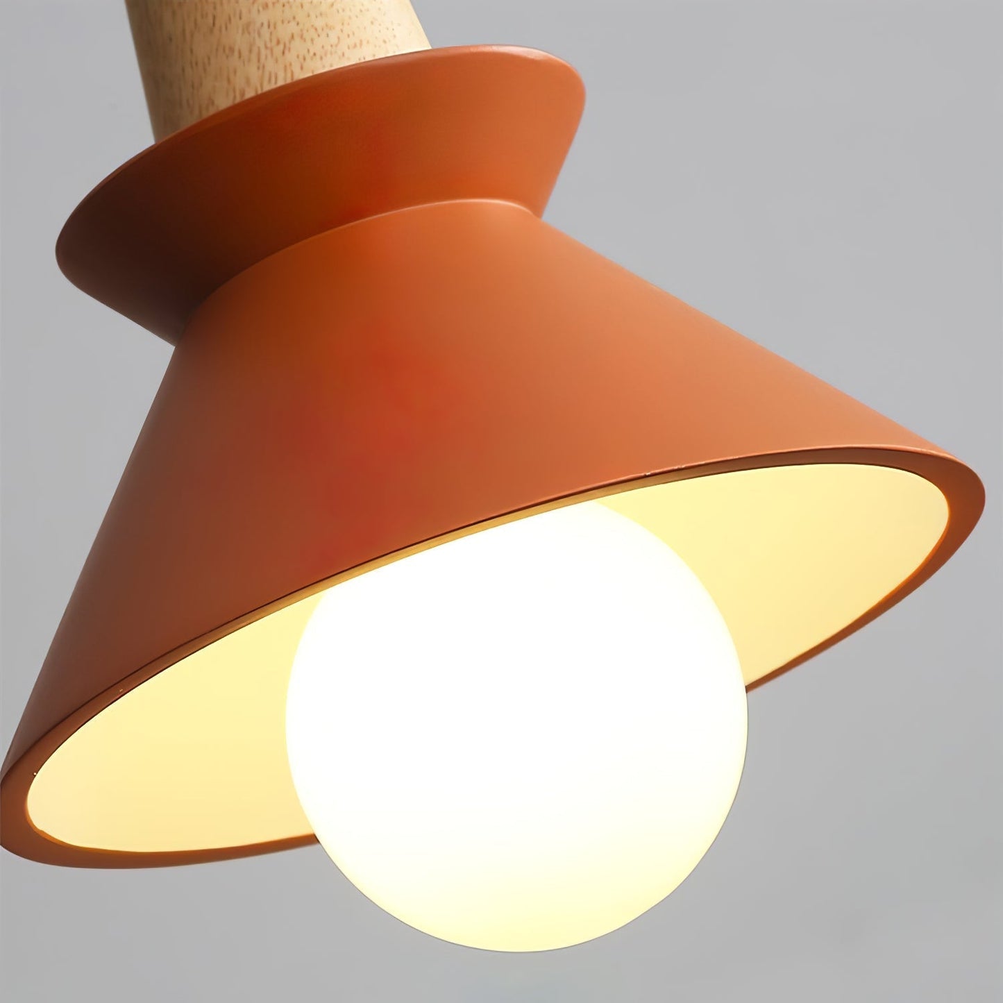 Modern Scandinavian Resin Wood Pendant Lamp, Nordic Style Ceiling Light Fixture