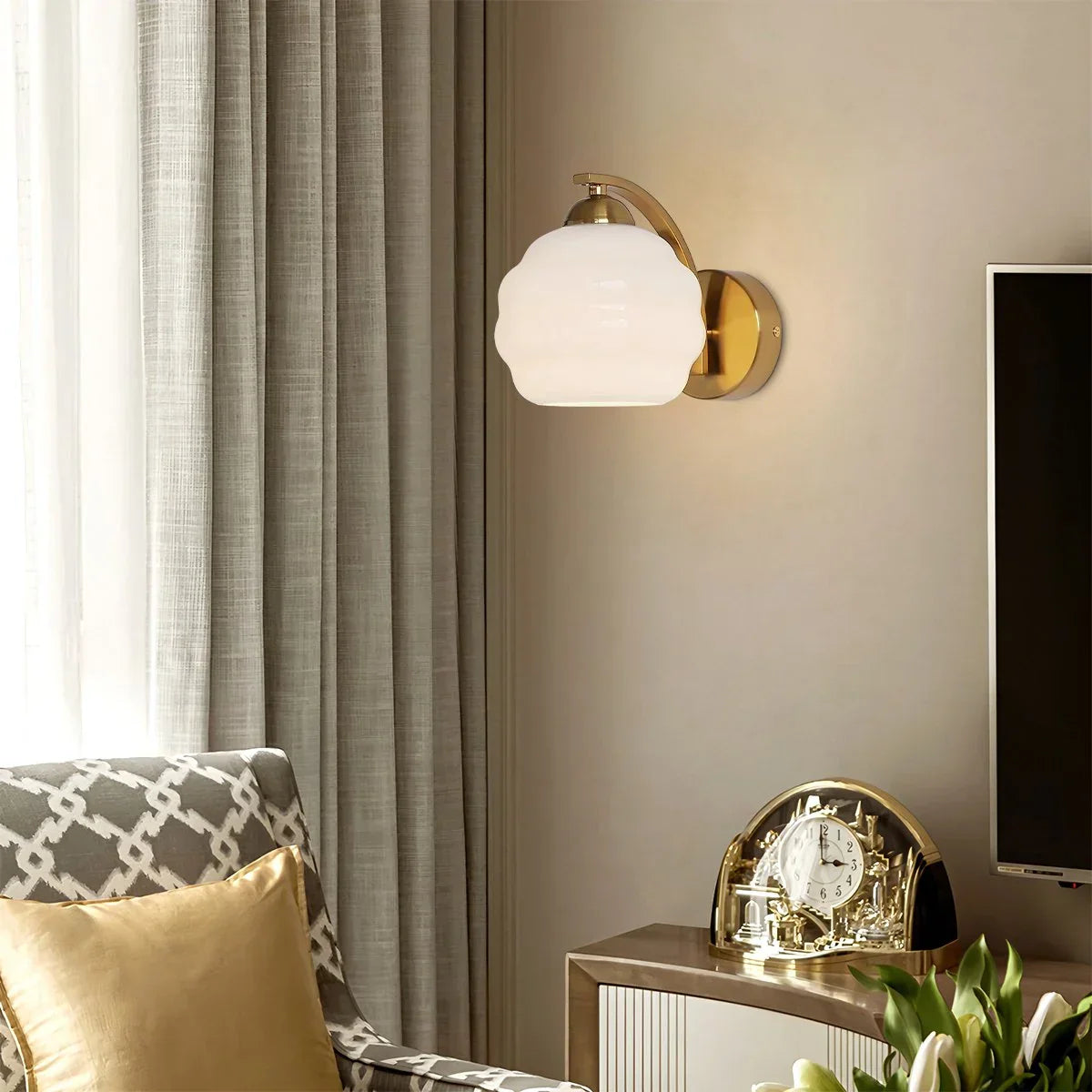 White Glazed Wall Lamp