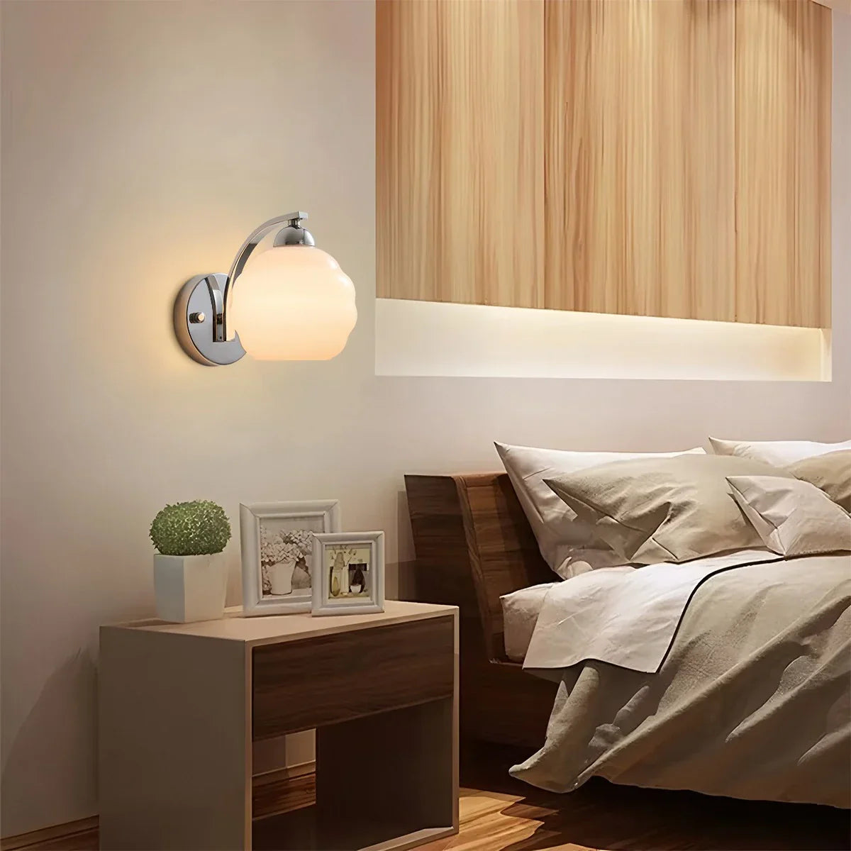 Glazed Wall Lamp