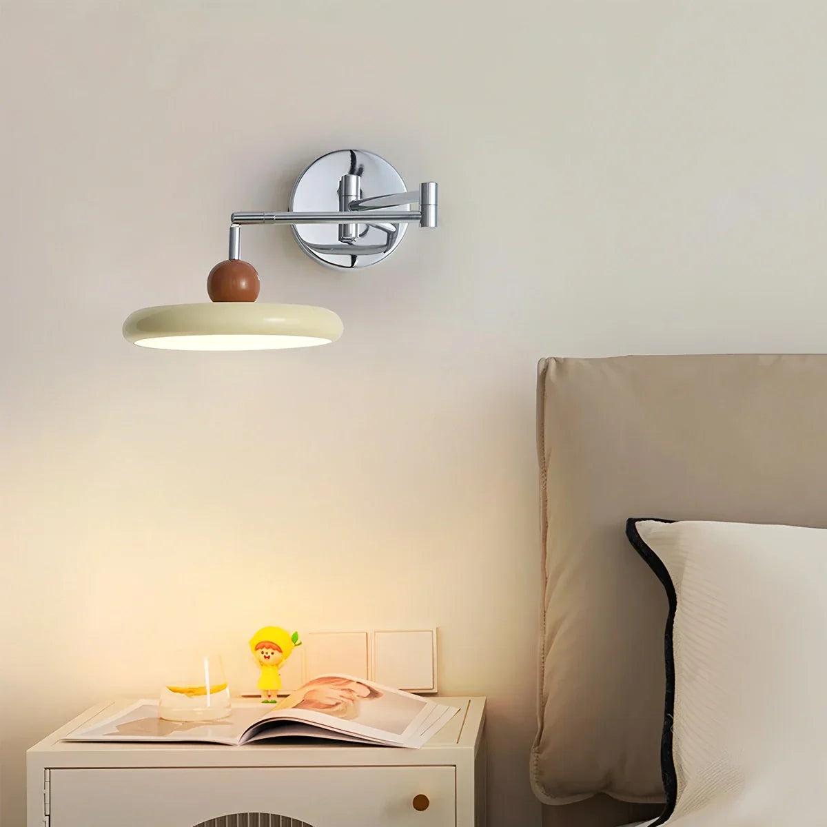 Adjustable Arm Plug-in Wall Lamp