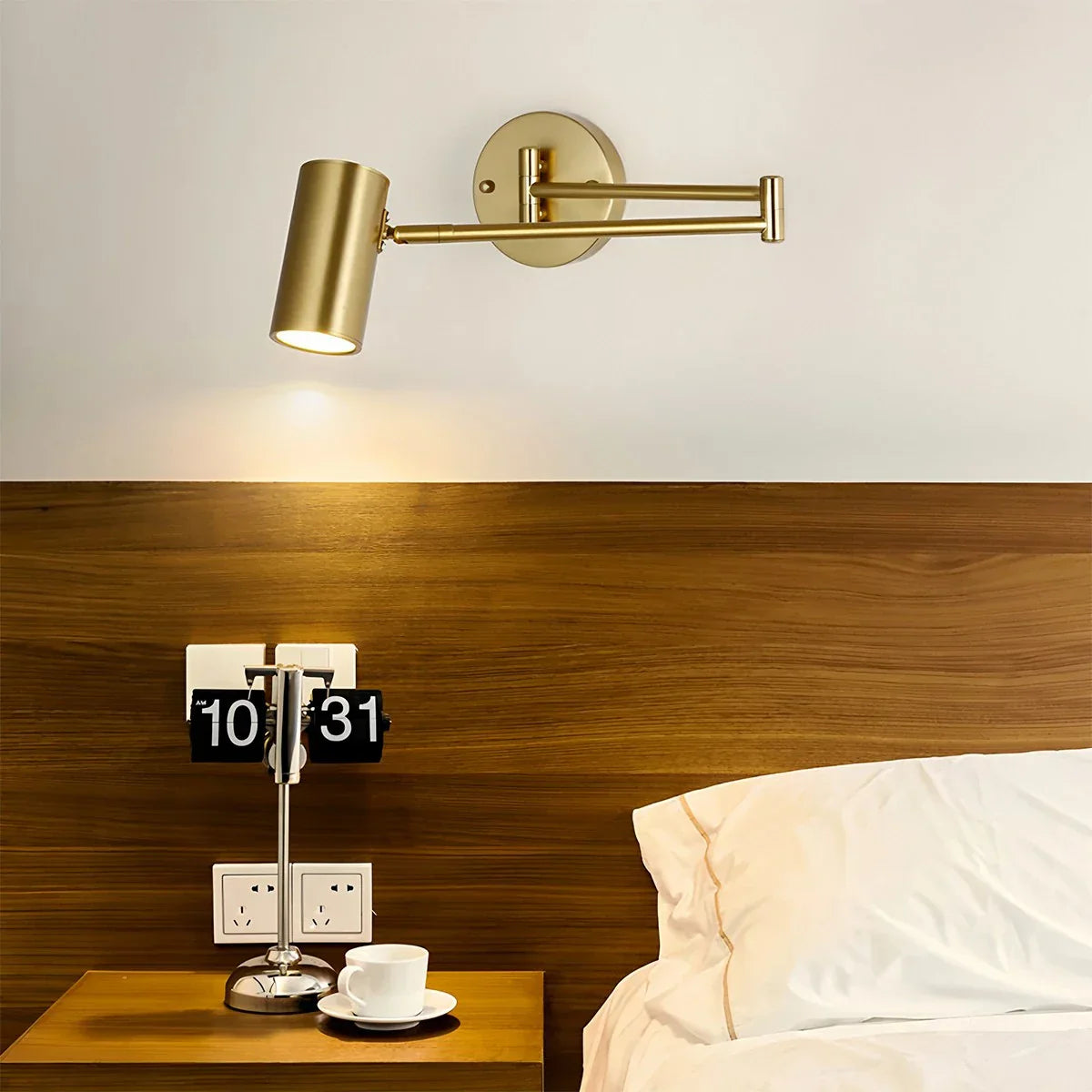 Swing-Arm Wall Lamp