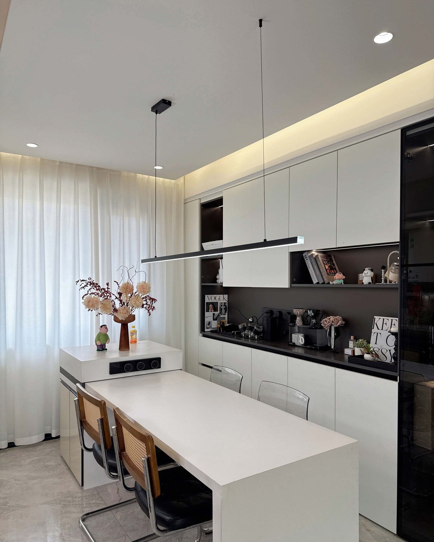 Olverai Extra Long Linear Pendant Light